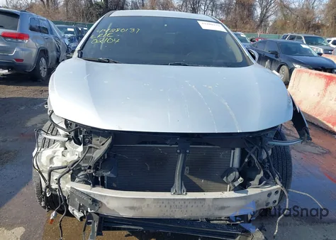 2015 Nissan Murano S z USA, uszkodzony, nr VIN 5N1AZ2MH9FN210562